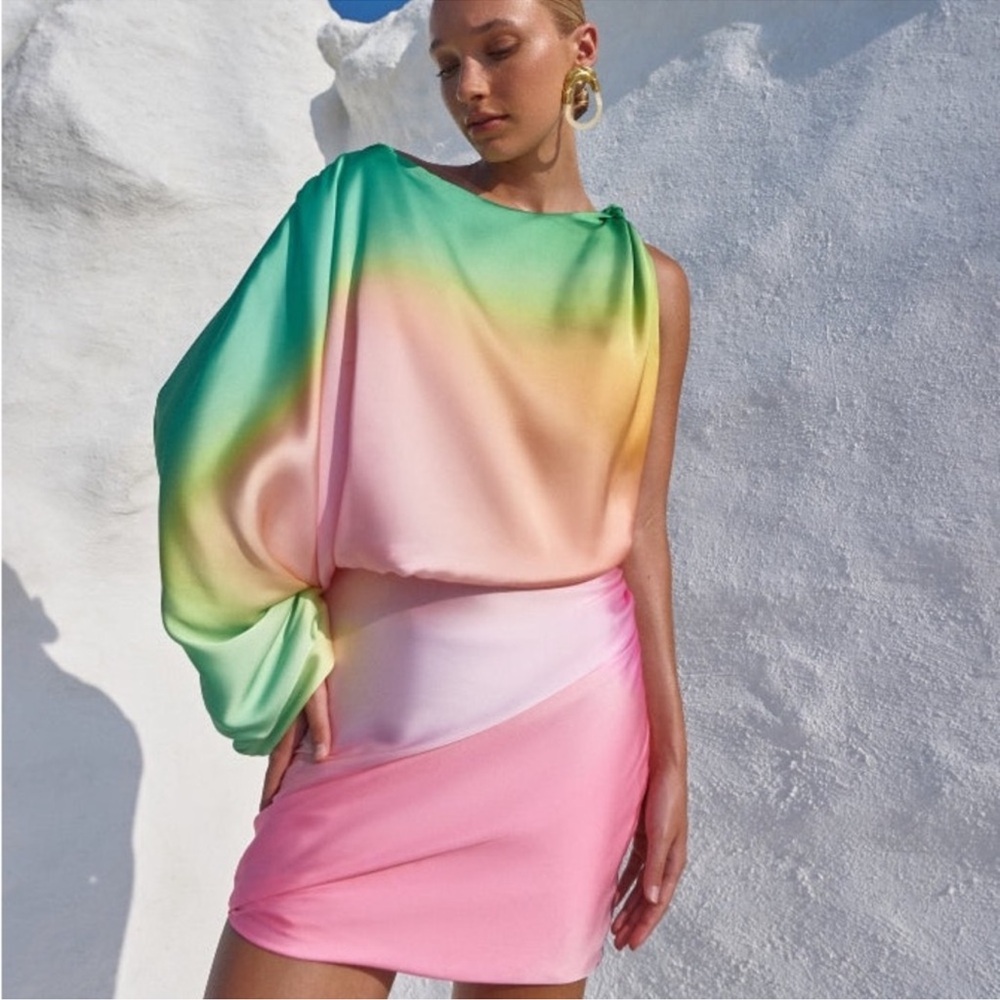 Stunning New BAOBAB Dolly Mini Dress
$198 $289 Size: XS
Baobab Collection